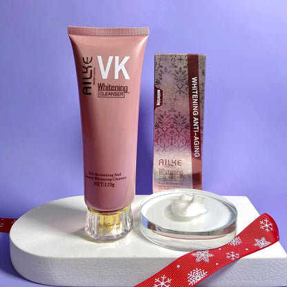 AILKE Rose Whitening Moisturizing Facial Cleanser
